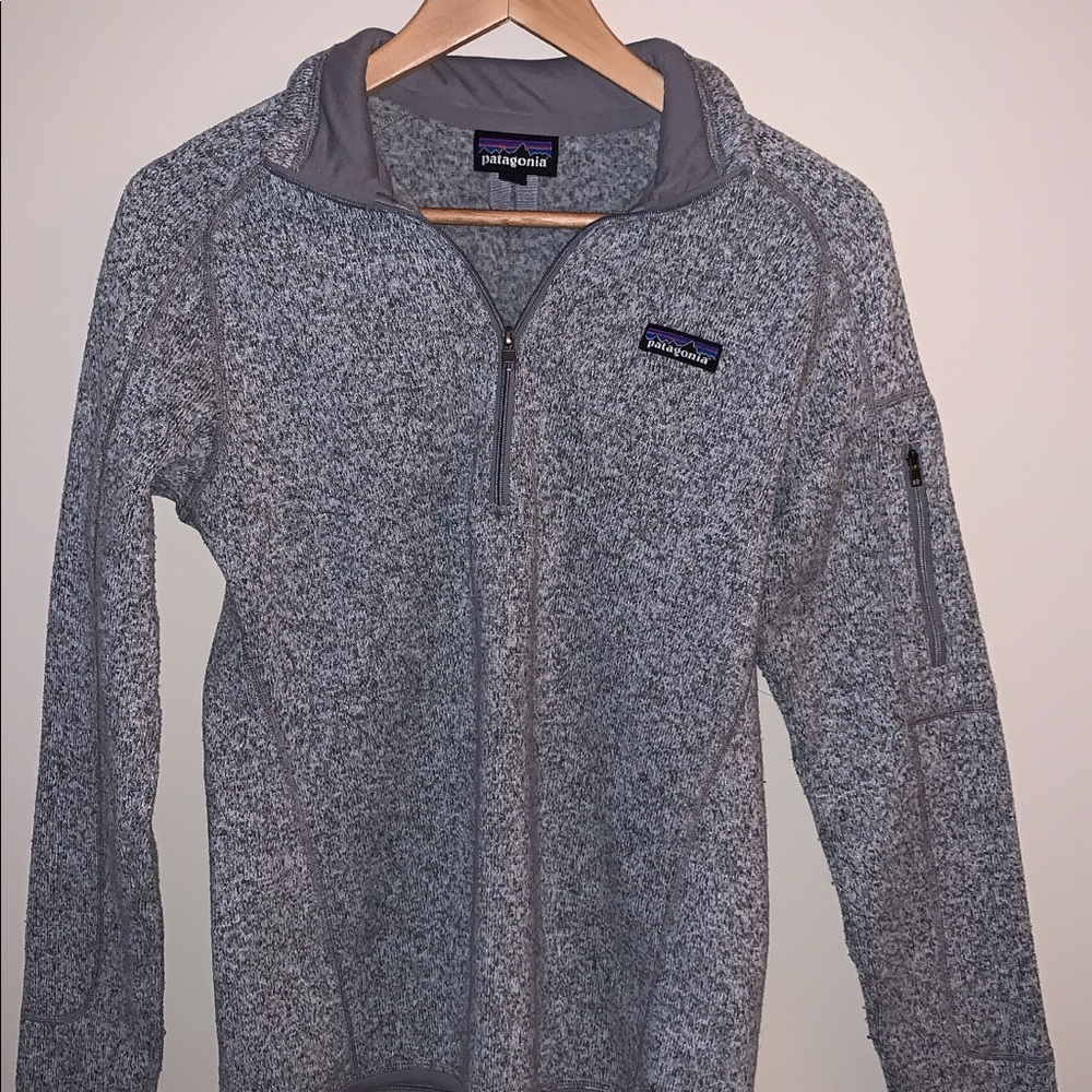 Patagonia Quarter Zip Grey
